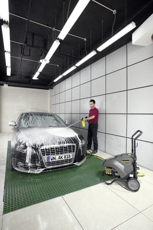 Karcher Professional HD 7/11-4 Classic High-Pressure Washer - Image 5