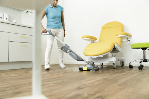 Karcher Professional BR30/1 BP Cordless Scrubber Drier - Image 3